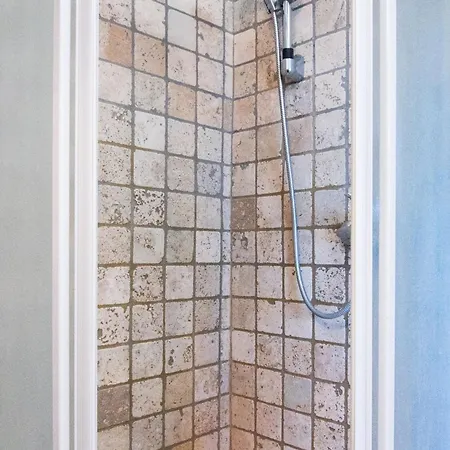 Farm stay Valentinus 1800 Sezana