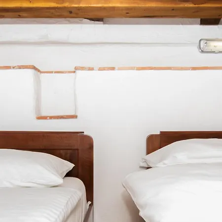 Valentinus 1800 Sezana