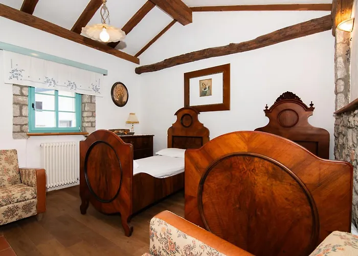 Valentinus 1800 Çiftlik konaklama *