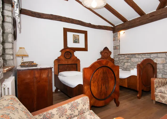 مزرعة للإقامة Valentinus 1800 Sežana