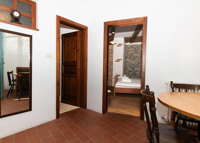 Valentinus 1800 * Sežana