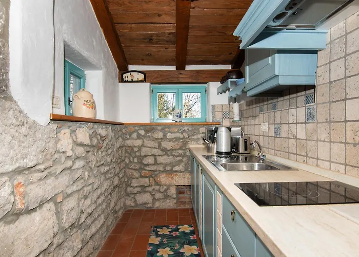 مزرعة للإقامة Valentinus 1800 *