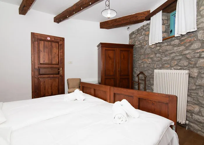 Valentinus 1800 Çiftlik konaklama Sežana