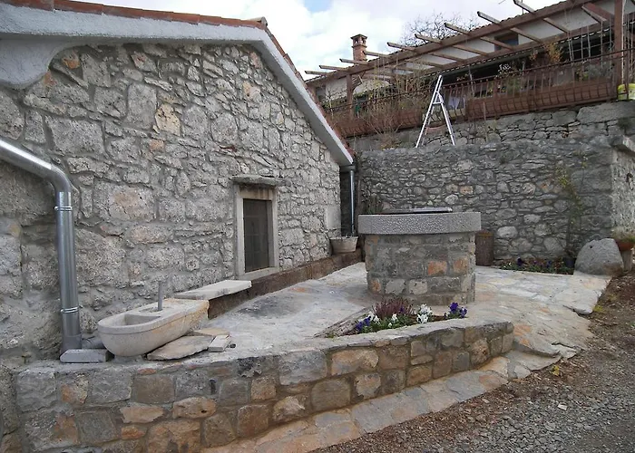 Valentinus 1800 Çiftlik konaklama *